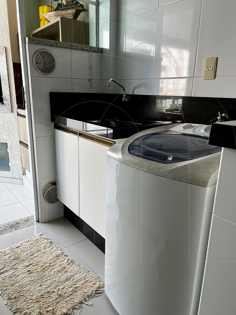 Excecelente apartamento 3 quartos em 50 mt da avenida em Bom