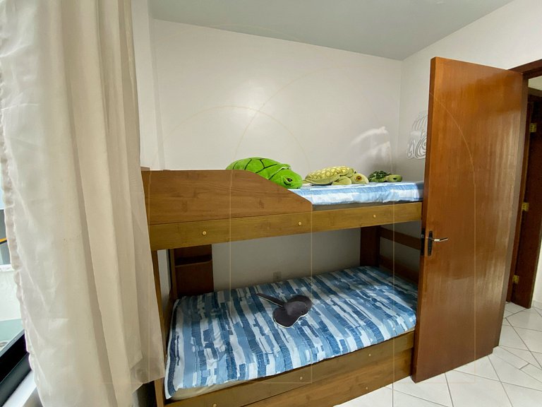Apartamento 2 dormitórios 07 pessoas em Bombas