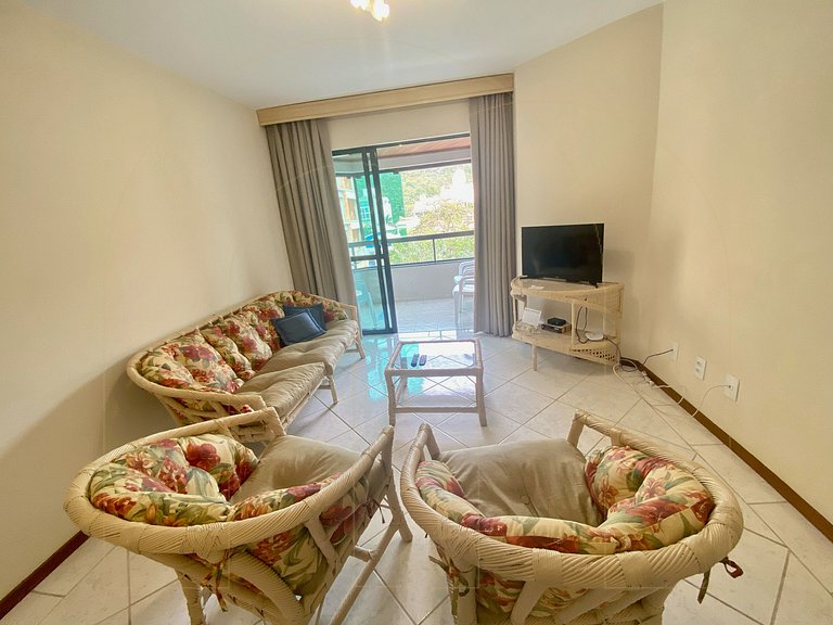 Apartamento 3 dormitórios em Bombas