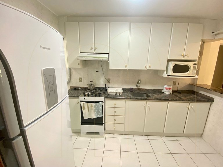 Apartamento 3 dormitórios em Bombas