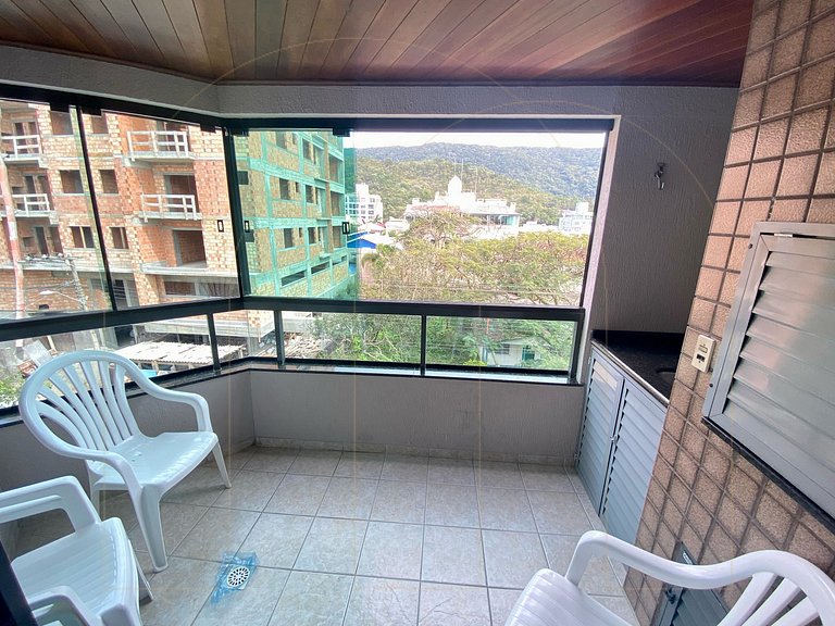 Apartamento 3 dormitórios em Bombas