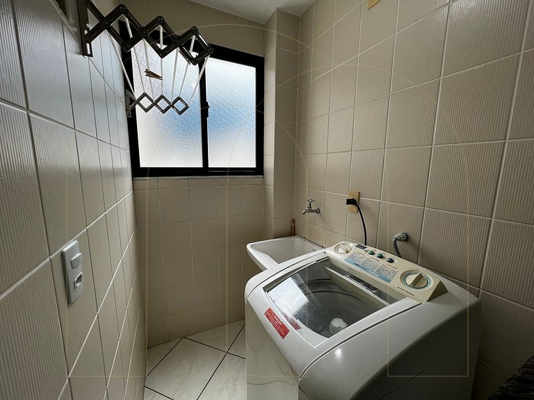 Cobertura Duplex com piscina a 80 metros do mar