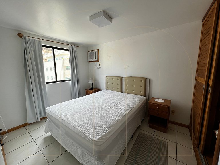Cobertura Duplex com piscina a 80 metros do mar