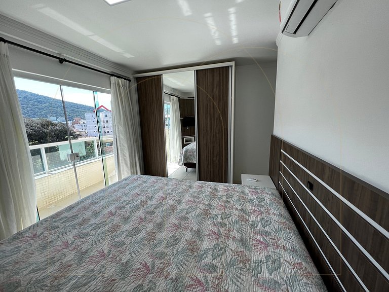 Apartamento amplo 3 quartos, 100 metros do mar.