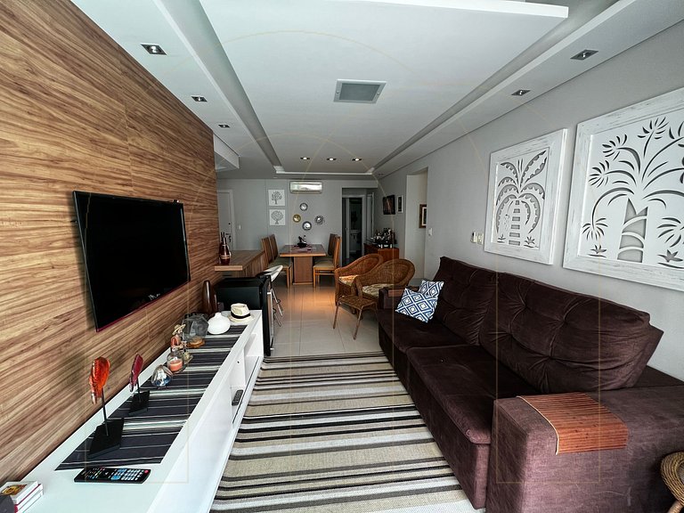 Excecelente apartamento 3 quartos em 50 mt da avenida em Bom