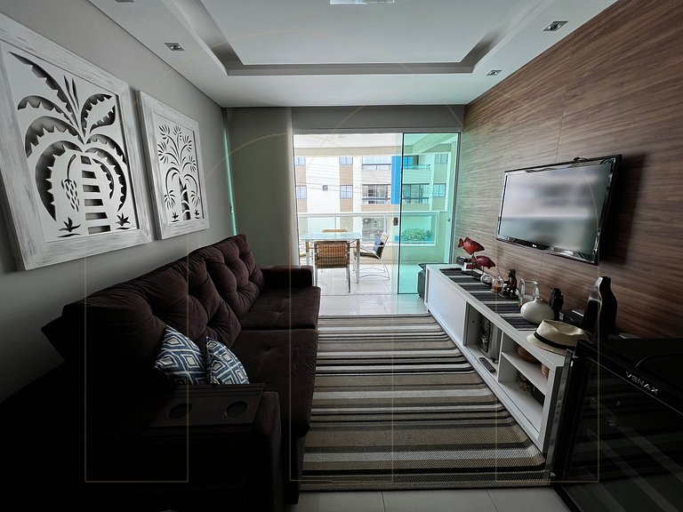 Excelente apartamento 3 quartos em 50 mt da avenida em Bomba