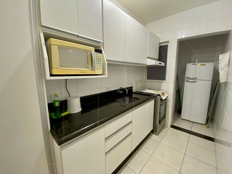 Apartamento 01 quarto, 50 metros da Avenida de Bombas.