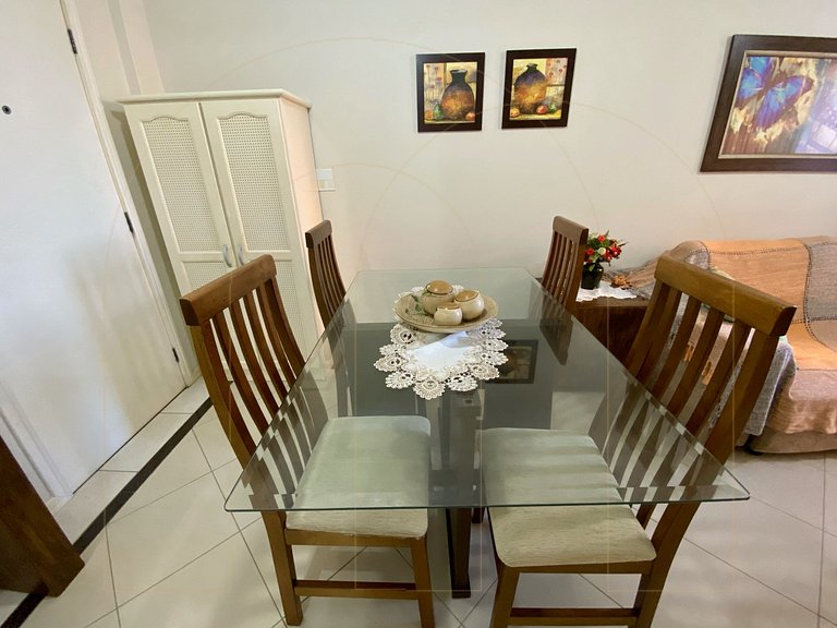 Apartamento 01 quarto, 50 metros da Avenida de Bombas.