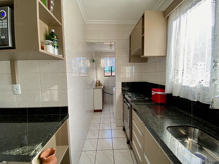 Apartamento 3 dormitórios prox. do Mar Bombas