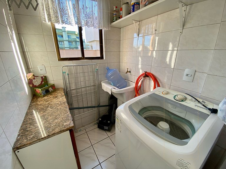 Apartamento 3 dormitórios prox. do Mar Bombas