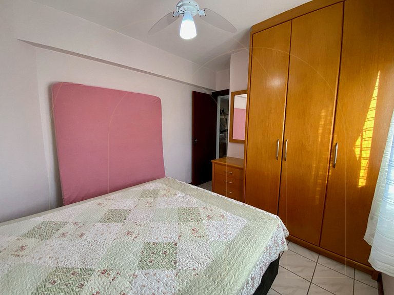 Apartamento 3 dormitórios prox. do Mar Bombas
