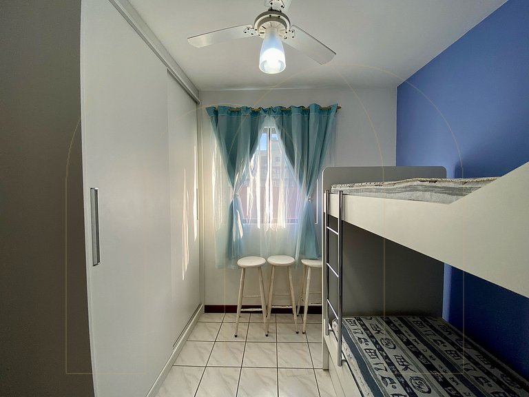 Apartamento 3 dormitórios prox. do Mar Bombas