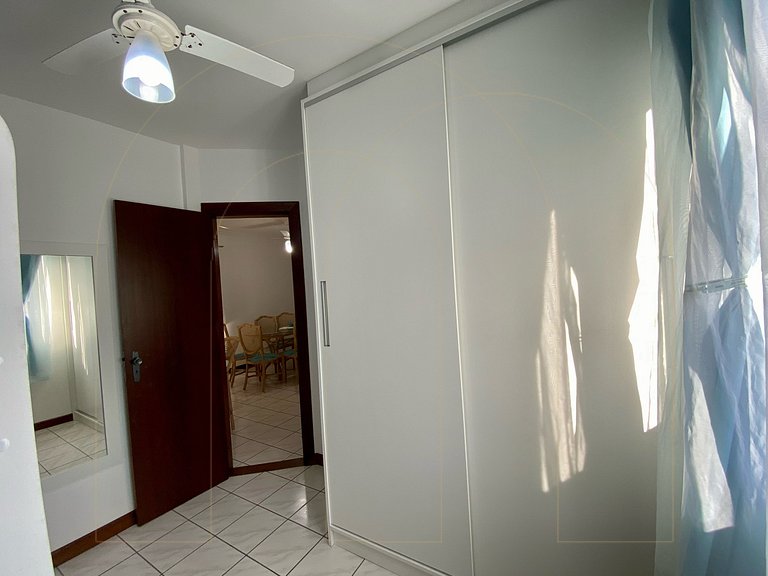 Apartamento 3 dormitórios prox. do Mar Bombas