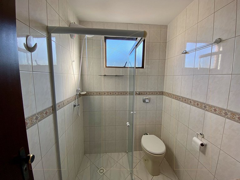 Apartamento 3 dormitórios prox. do Mar Bombas