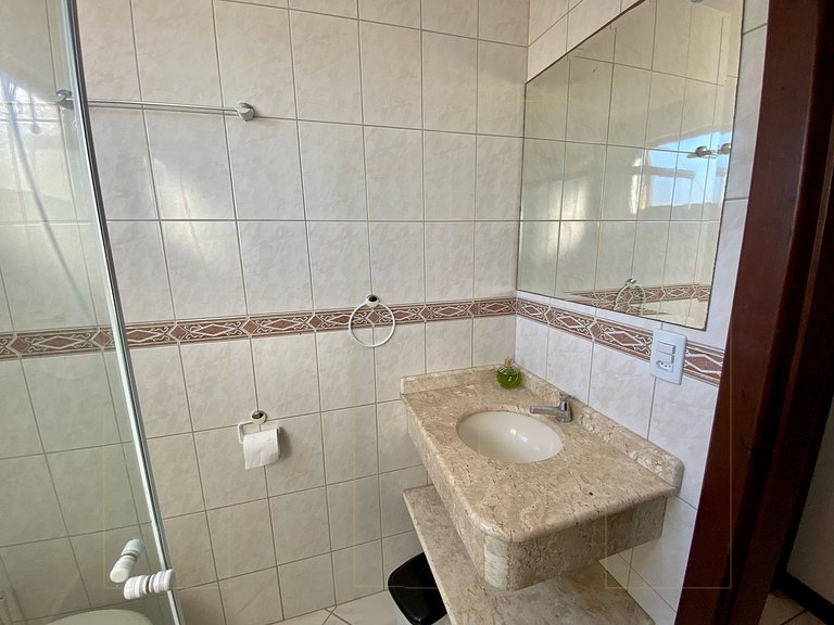Apartamento 3 dormitórios prox. do Mar Bombas