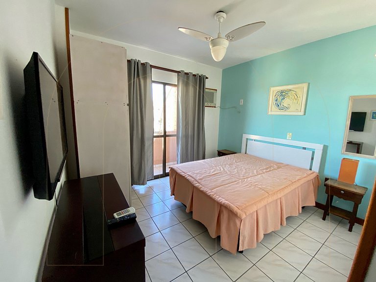 Apartamento 2 dormitórios prox. do mar em Bombas