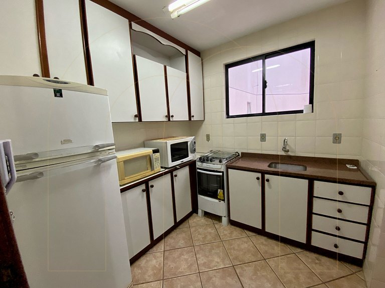 Apartamento 4 dormitórios 80 mt do mar de Bombas
