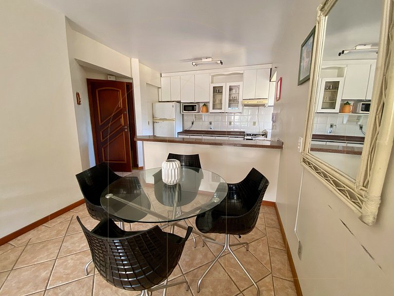 Apartamento 2 quartos 80 mt da Praia em Bombas