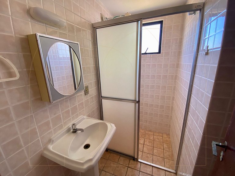Apartamento 2 quartos 80 mt da Praia em Bombas
