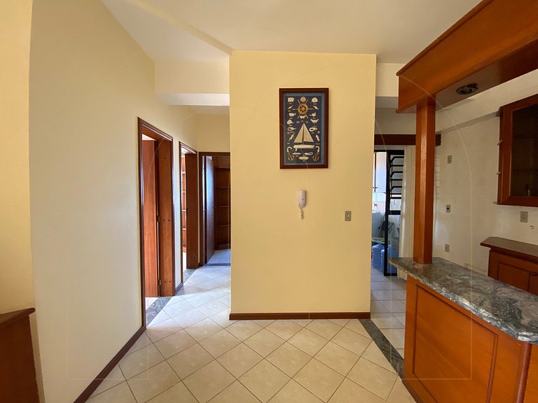 Cobertura Duplex com piscina e vista mar em Bombas