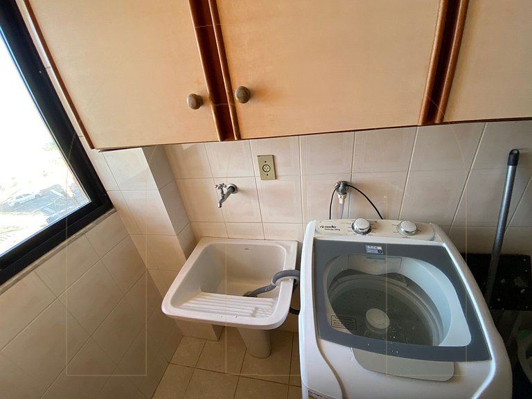 Cobertura Duplex com piscina e vista mar em Bombas