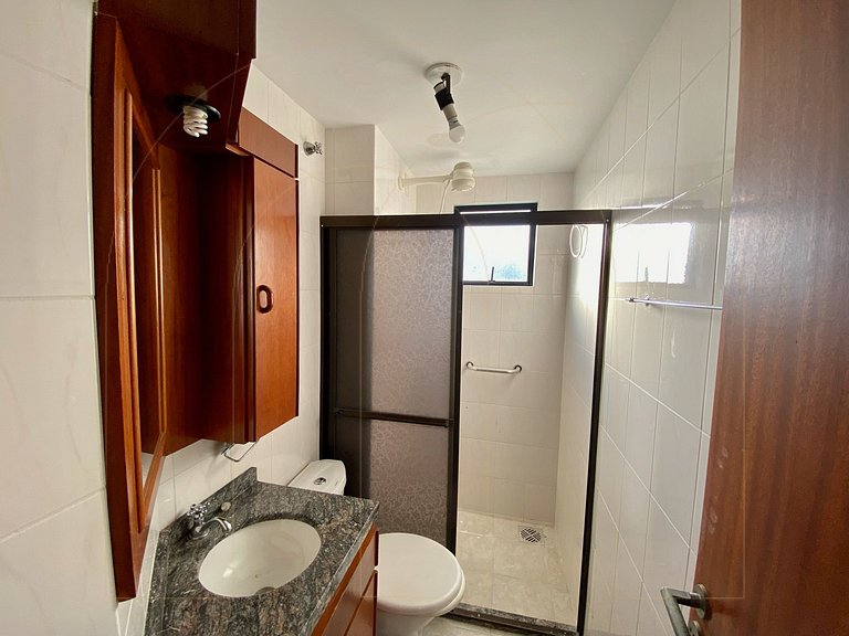 Cobertura Duplex com piscina e vista mar em Bombas