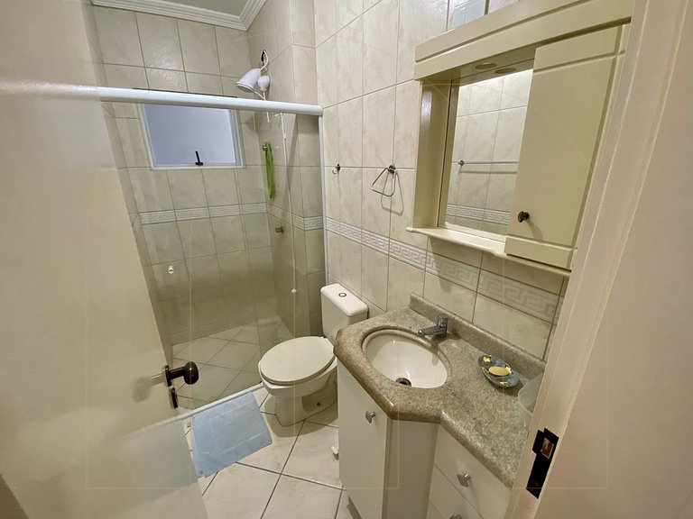 Apartamento 01 quarto, 50 metros da Avenida de Bombas.