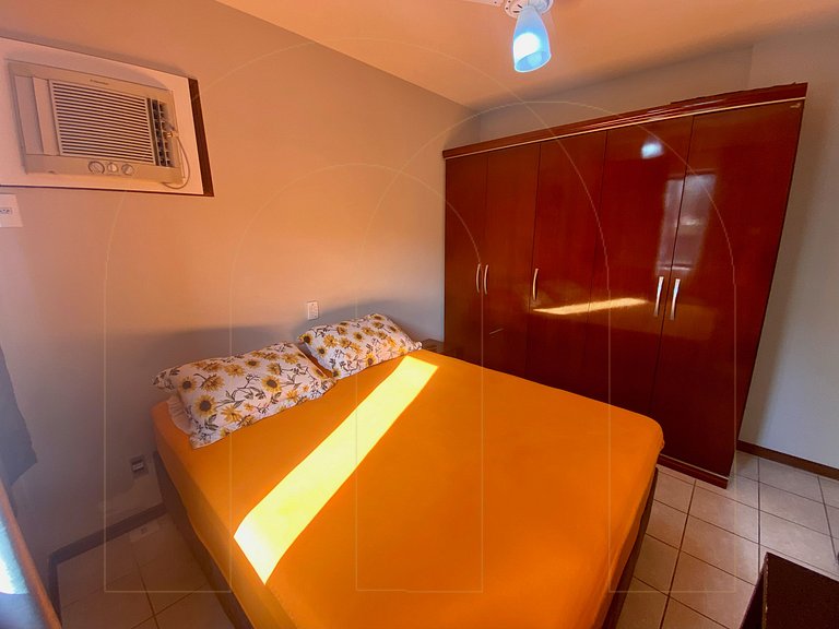 Excelente apartamento 3 dormitórios 80 mt da Praia
