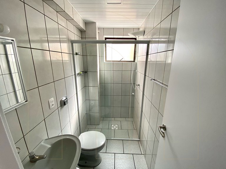 Apartamento 2 dormitórios na Avenida de Bombas/Edif. Tania 2