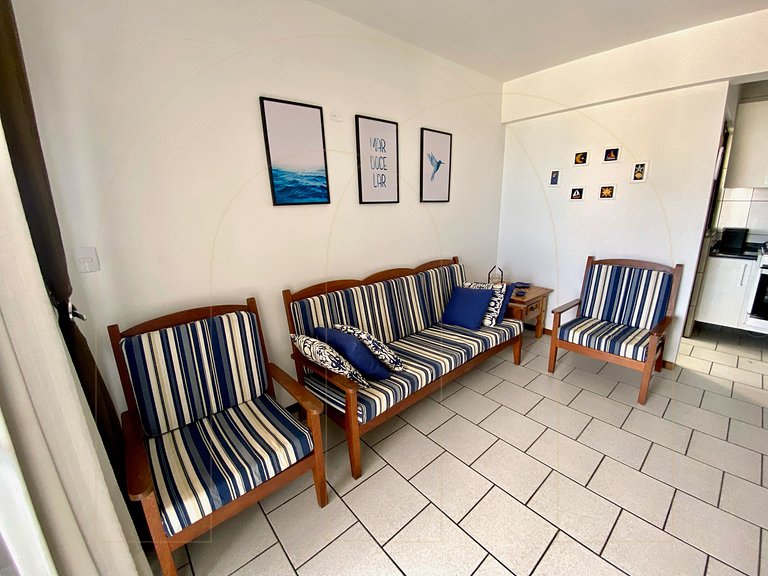 Apartamento 2 dormitórios com vista mar.