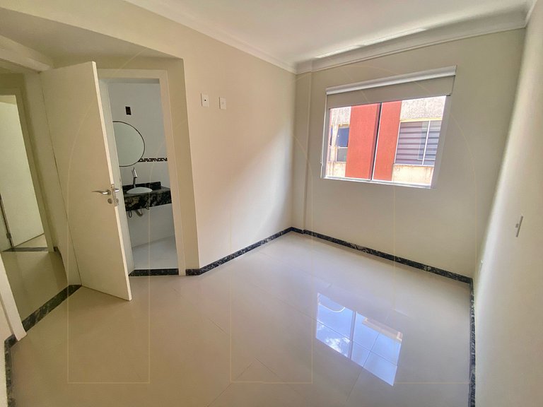 Cobertura 3 Suítes com Piscina
