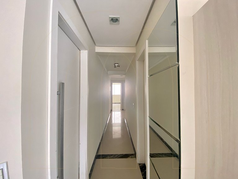 Cobertura 3 Suítes com Piscina