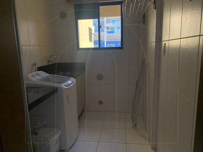 Apto mobiliado de 2 quartos na Av. Leopoldo Zarling