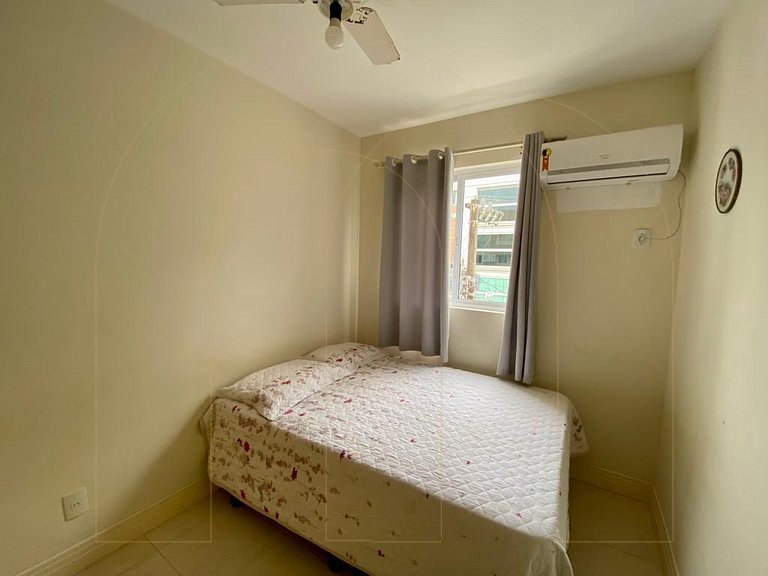 Apartamento 3 dorm. prox. da praia em Bombas.