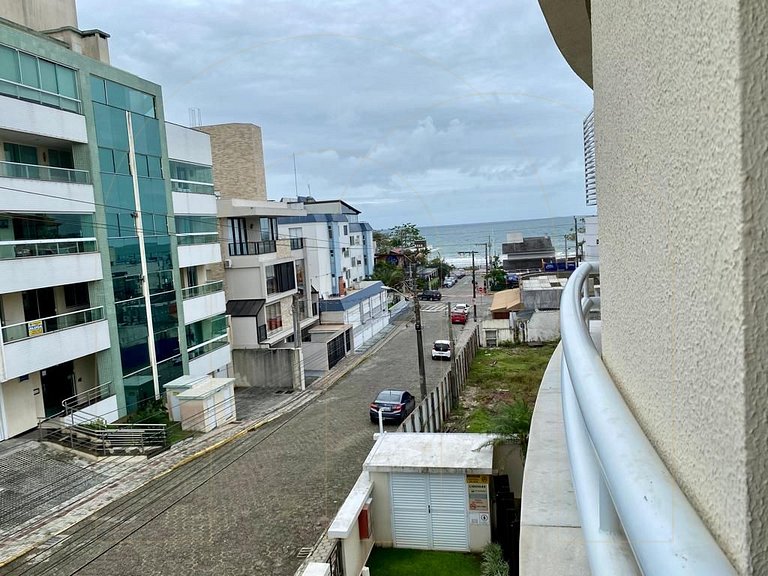 Apartamento 3 dorm. prox. da praia em Bombas.
