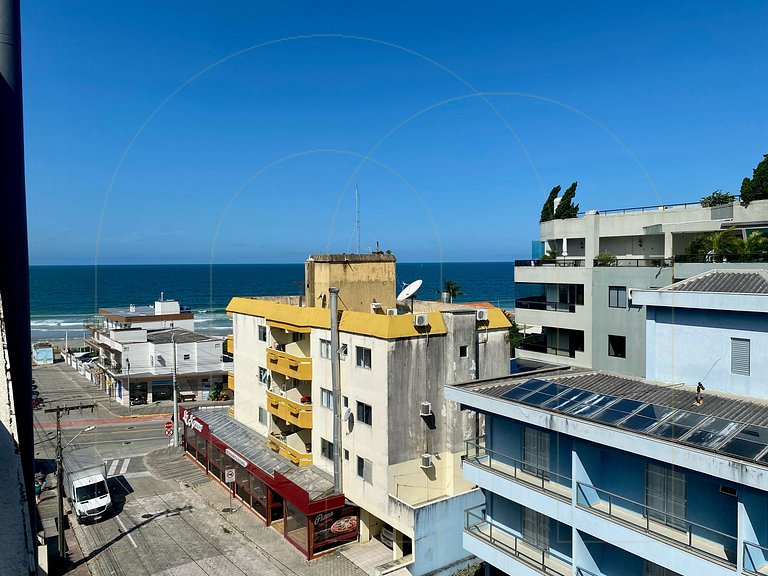 Cobertura com Piscina, 30mt do mar