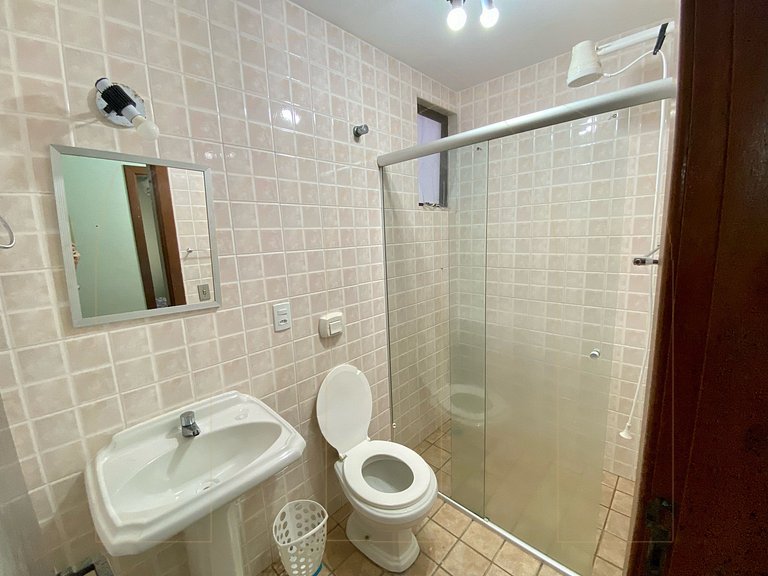 Apartamento 4 dormitórios 80 mt do mar de Bombas