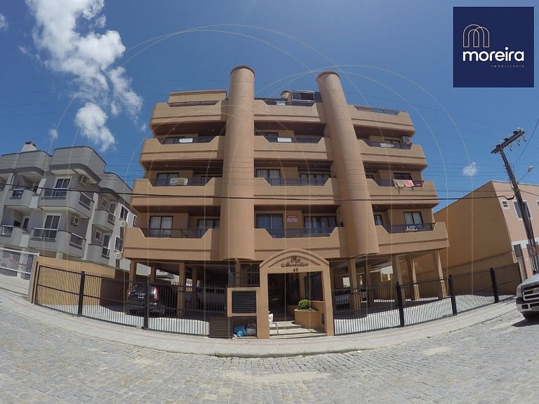 Apto 2 dorm. poucos metros da praia.