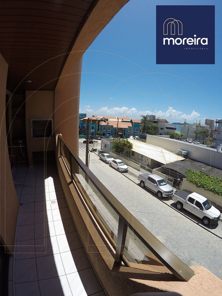 Apto 2 dorm. poucos metros da praia.