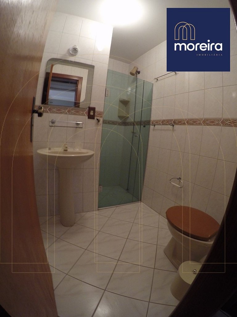 Apto 2 dorm. poucos metros da praia.