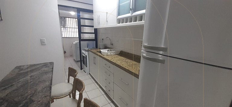 apto 3 dorm. prox. praia em Bombas.