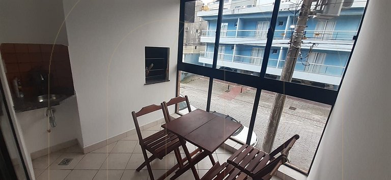 apto 3 dorm. prox. praia em Bombas.