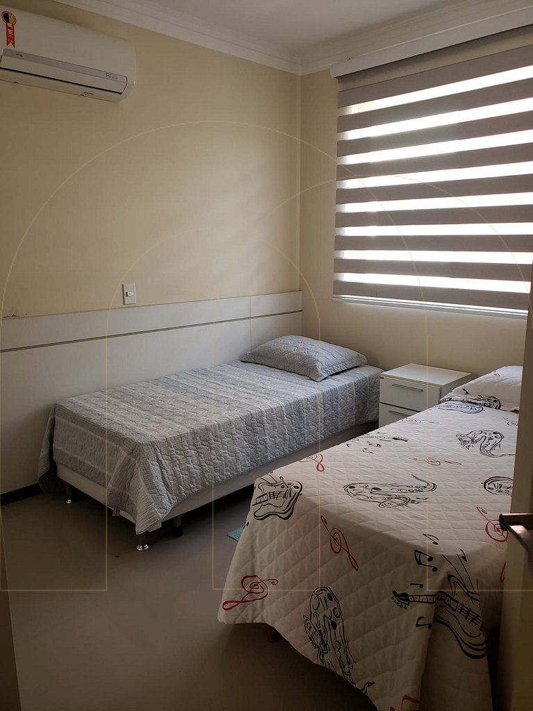 COBERTURA DUPLEX COM JACUZZI E PISCINA 80 METROS DO MAR