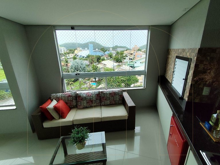 Lindo apartamento de 3 quartos em Bombas