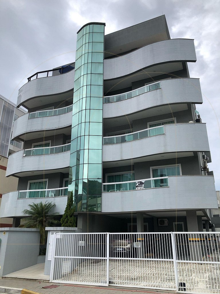 Apartamento aconchegante a 250 metros da praia!