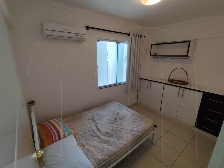Apto de 3 quartos em Bombas