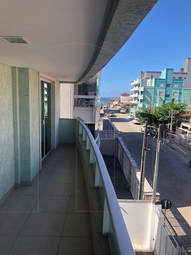 Excelente apartamento de 3 dormitórios a 150m da praia de Bo