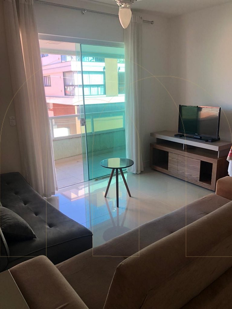 Excelente apartamento de 3 dormitórios a 150m da praia de Bo