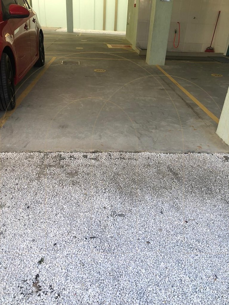 Excelente apartamento de 3 dormitórios a 150m da praia de Bo