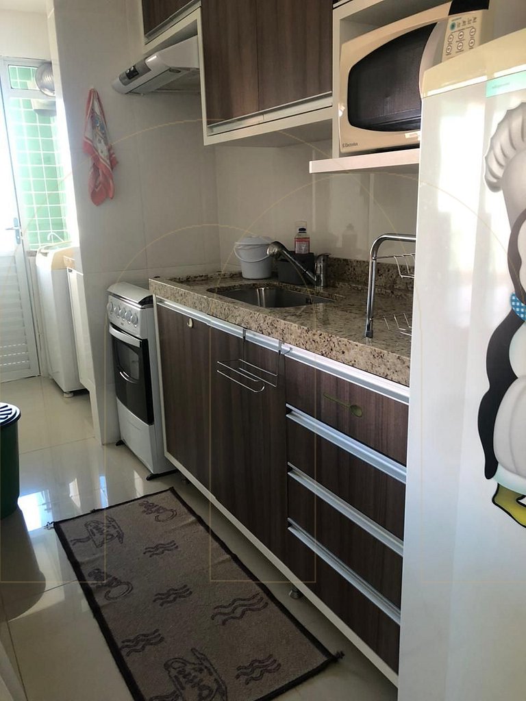 Excelente apartamento de 3 dormitórios a 150m da praia de Bo